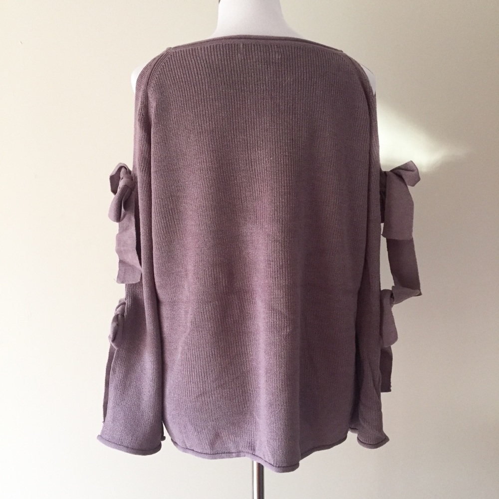 ❗️LAST❗️Lightweight Bow Detail Sweater - Picture 4 of 5